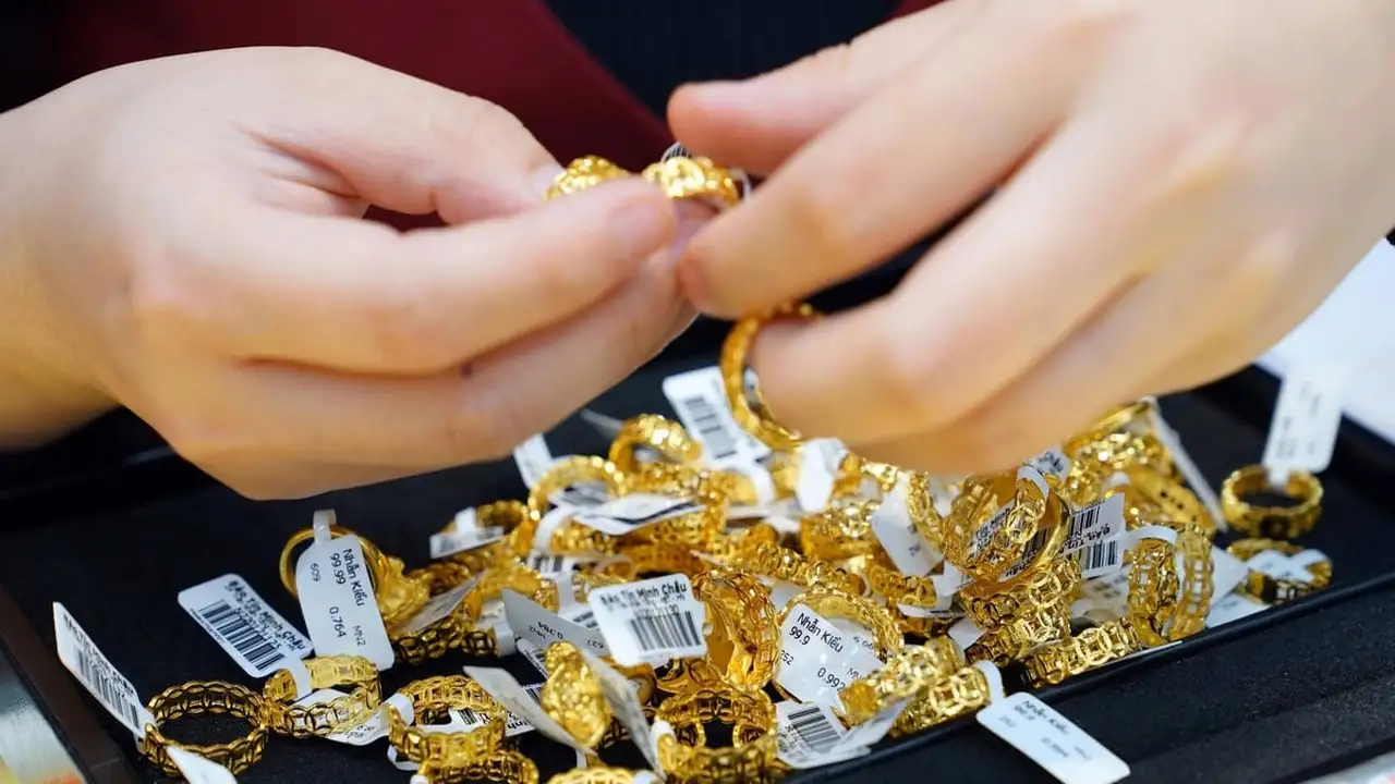 تغيرات أسعار الذهب في سان خوسيه ومخطط تداولات عيار 9999 عند إغلاق الخميس